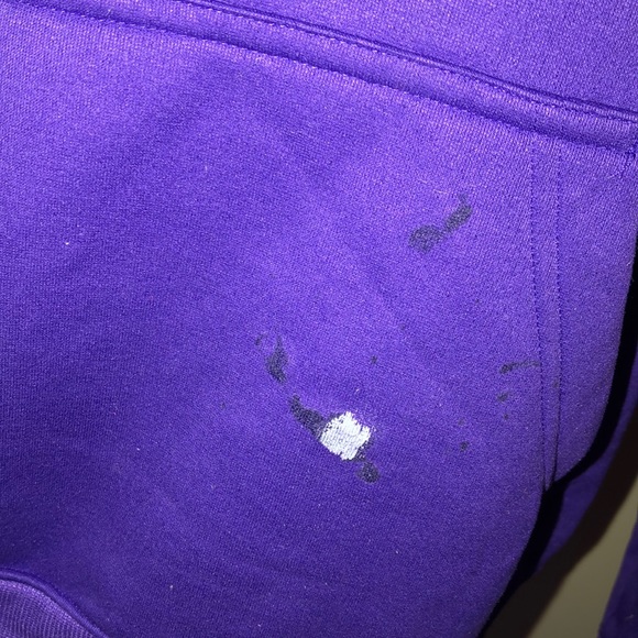 *SOLD* Under Armor Hoodie - Picture 3 of 6